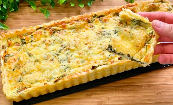 Crostata feta e spinaci: la ricetta per farla gustosa e veloce con la pasta sfoglia