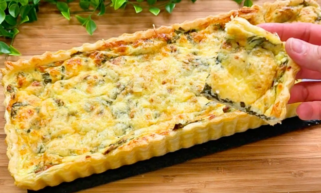 Crostata feta e spinaci: la ricetta per farla gustosa e veloce con la pasta sfoglia