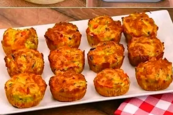 Muffin Salati con Verdure e Formaggio: Una Ricetta Gustosa e Semplice
