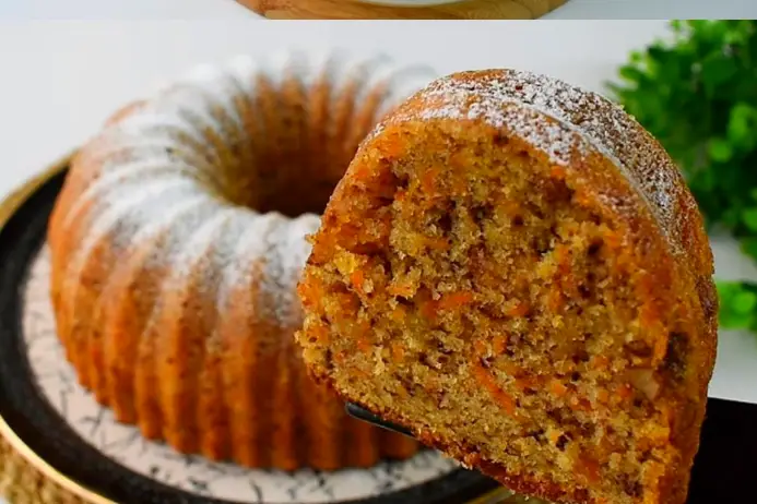 "Torta di Carote e Noci: soffice, golosa e facilissima da preparare"
