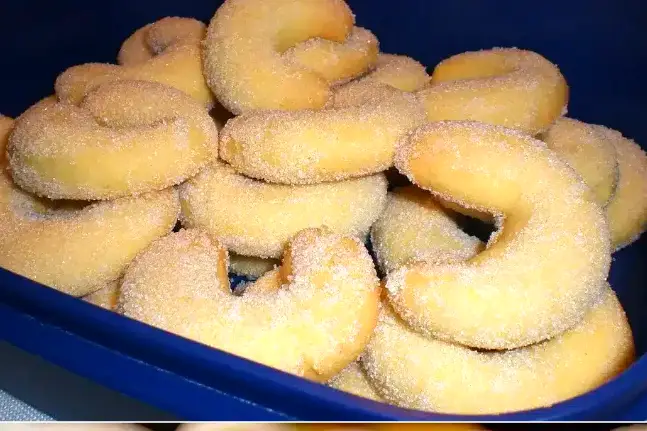 "Mezzelune alla Vaniglia: il dolce della tradizione che attraversa le generazioni"