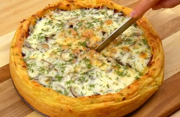 Torta di Patate e Funghi: Un Piacere Rustico e Delizioso! 🍄🥔