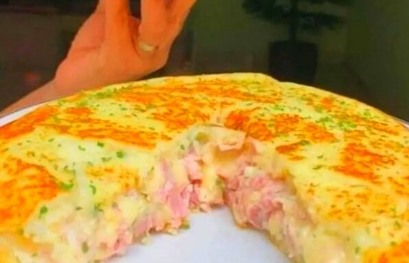 Torta di Patate Ripiena Fatta in Padella: Un Piatto Gustoso e Facile! 🥔🍳