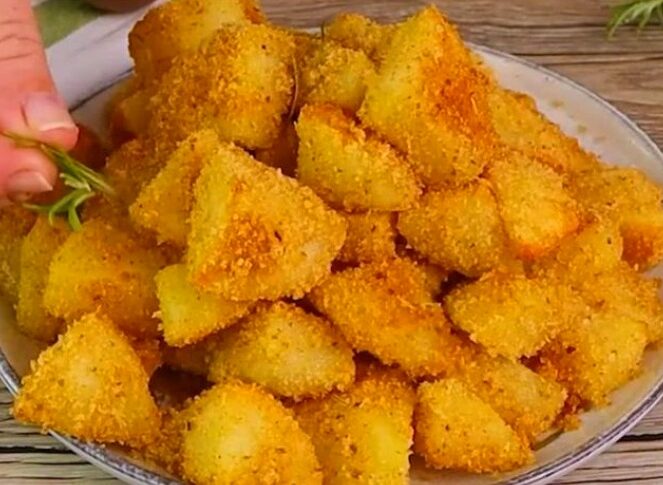 Patate Arrosto Impanate: Un Contorno Facile e Saporito in un Attimo!