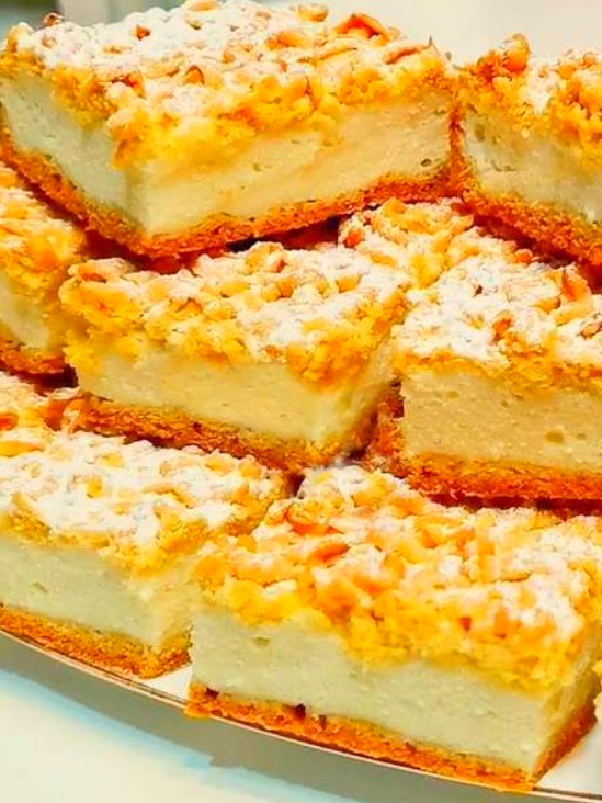 "Questo è un miracolo, non una torta! La torta morbida con ripieno delizioso e bordi croccanti"