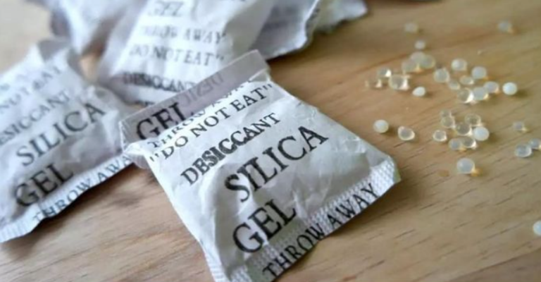Se le butti via stai commettendo un grosso errore! 7 usi straordinari per le bustine di gel di silice