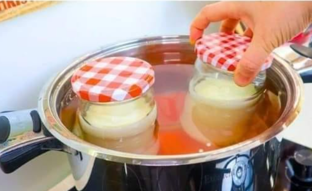 Formaggio fatto in casa con yogurt, la ricetta che ti serviva