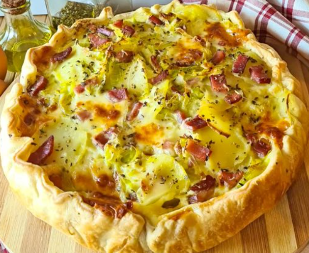 Crostata salata con patate e prosciutto: la ricetta di un piatto facile e gustoso