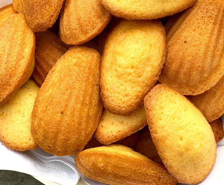 Ricetta facile delle madeleine con gocce di cioccolato: non le comprerai più!