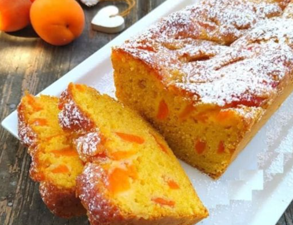 Torta allo yogurt e albicocche, morbidissima