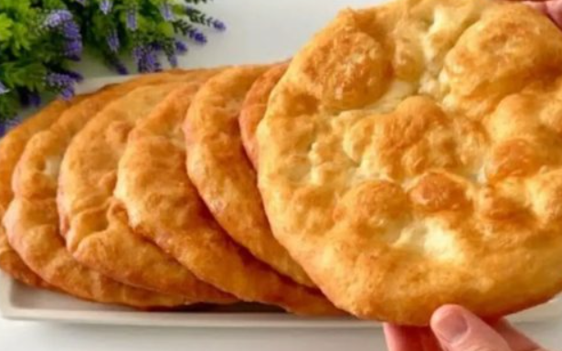 Noi le chiamiamo torte fritte ma tutti nel mondo apprezzano questa prelibatezza.