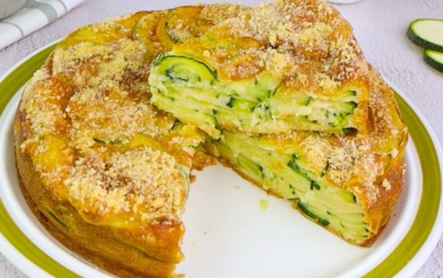 Crostata salata alle zucchine: la ricetta della crostata salata facile e veloce