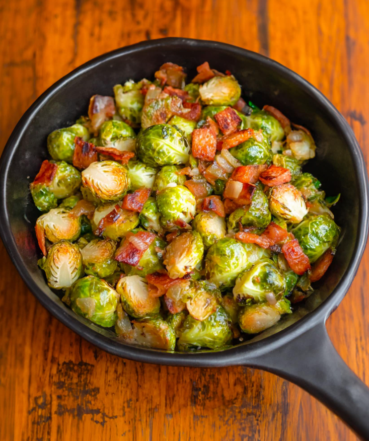 Padellata Contadina Con Cavolini Di Bruxelles: Un Piatto Confortante E Gustoso
