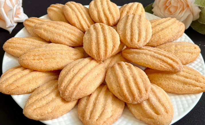 Biscotti all’arancia che si sciolgono in bocca