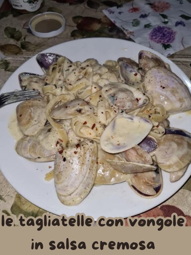Tagliatelle con Vongole in Salsa Cremosa